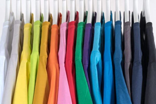 Colorstrology: The Psychology of Color in Wardrobe Choices