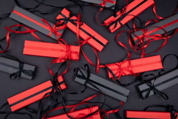 Holiday Gift Guide: Black Friday Gifts To Grab