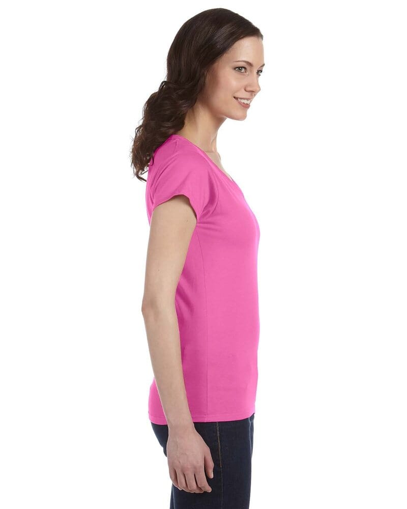 Gildan G64VL - Softstyle® Ladies 4.5 oz. Junior Fit V-Neck T-Shirt