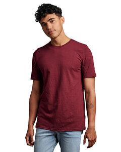 Russell Athletic 64STTM - Unisex Essential Performance T-Shirt Maroon